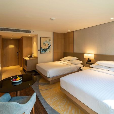 Courtyard By Marriott Вадодара Экстерьер фото